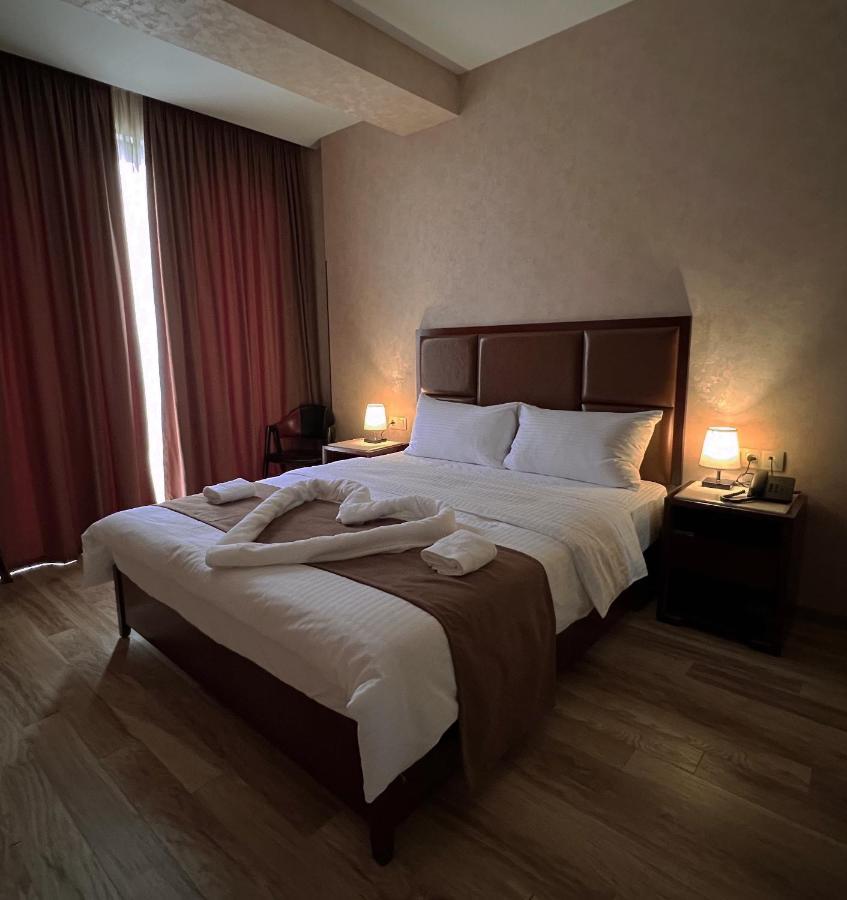 Aura Hotel Tiflis Exterior foto